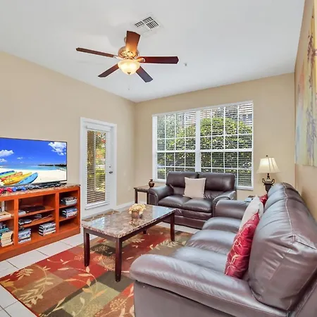 Santa Cruz Apartment